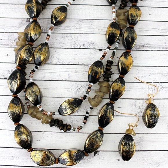 ICON COLLECTION Jewelry - 2/$20- SET- BRUSHED GOLD BEAD NECKLACE EARRING